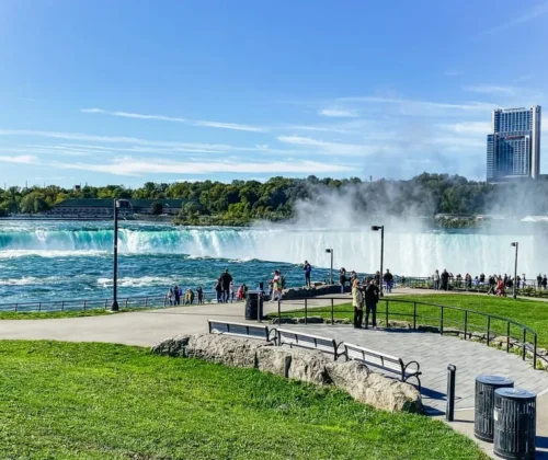 1-Day Niagara Falls Tour – Entrance Ticket